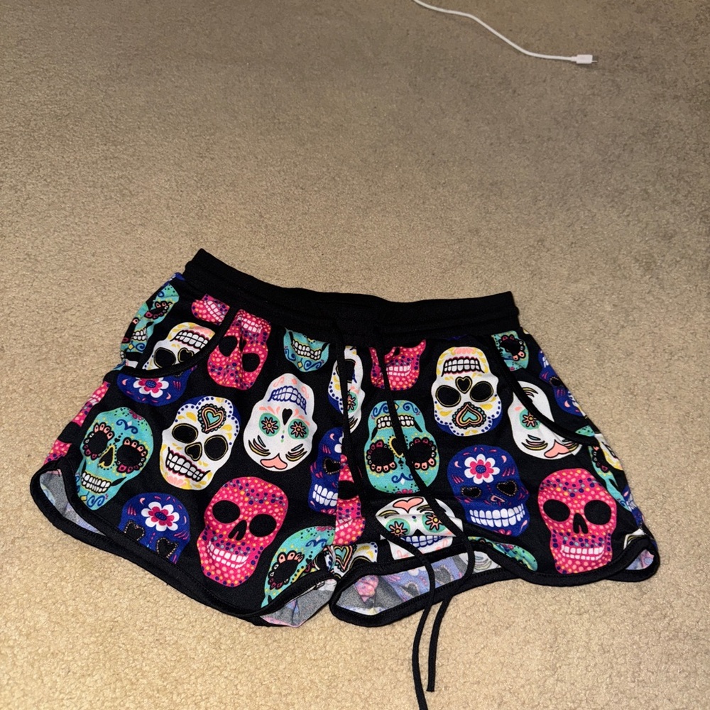 Colorful Skull Print Women's Shorts